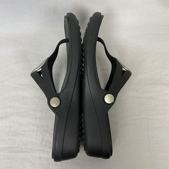 Crocs Sandals Womens Size 9 Black Sanrah Wedge Flip Flop Thong Ring Comfort - Picture 8 of 12